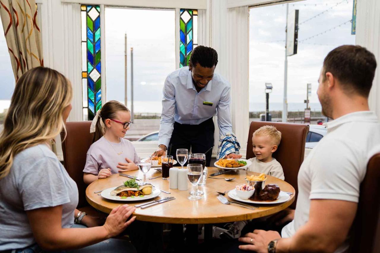 Cliffs Hotel Blackpool Dış mekan fotoğraf